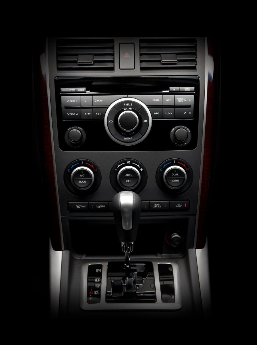  Mazda CX-9 2007 года  (фото 35 из 127)